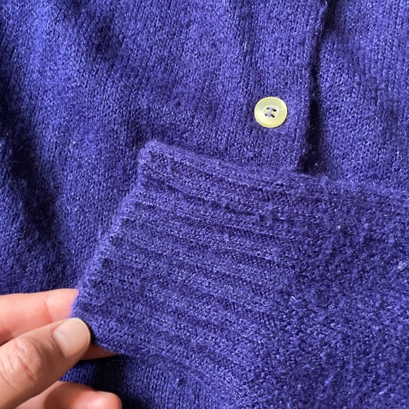 Vintage navy blue 70’s sweater womens M/L fit Orlon acrylic - Picture 3 of 4